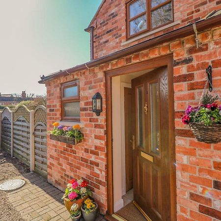 The Stable Villa Lincoln Exterior photo
